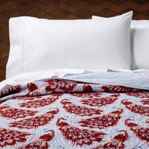 Opalhouse Medallion Peacock Stitch Quilt XL Twin